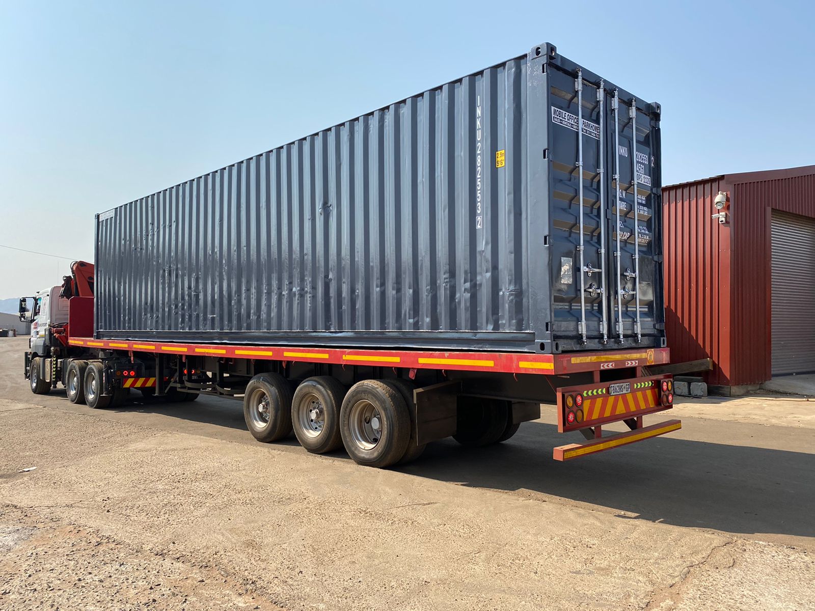 12m x 2.4m wind and water tight storage contianer